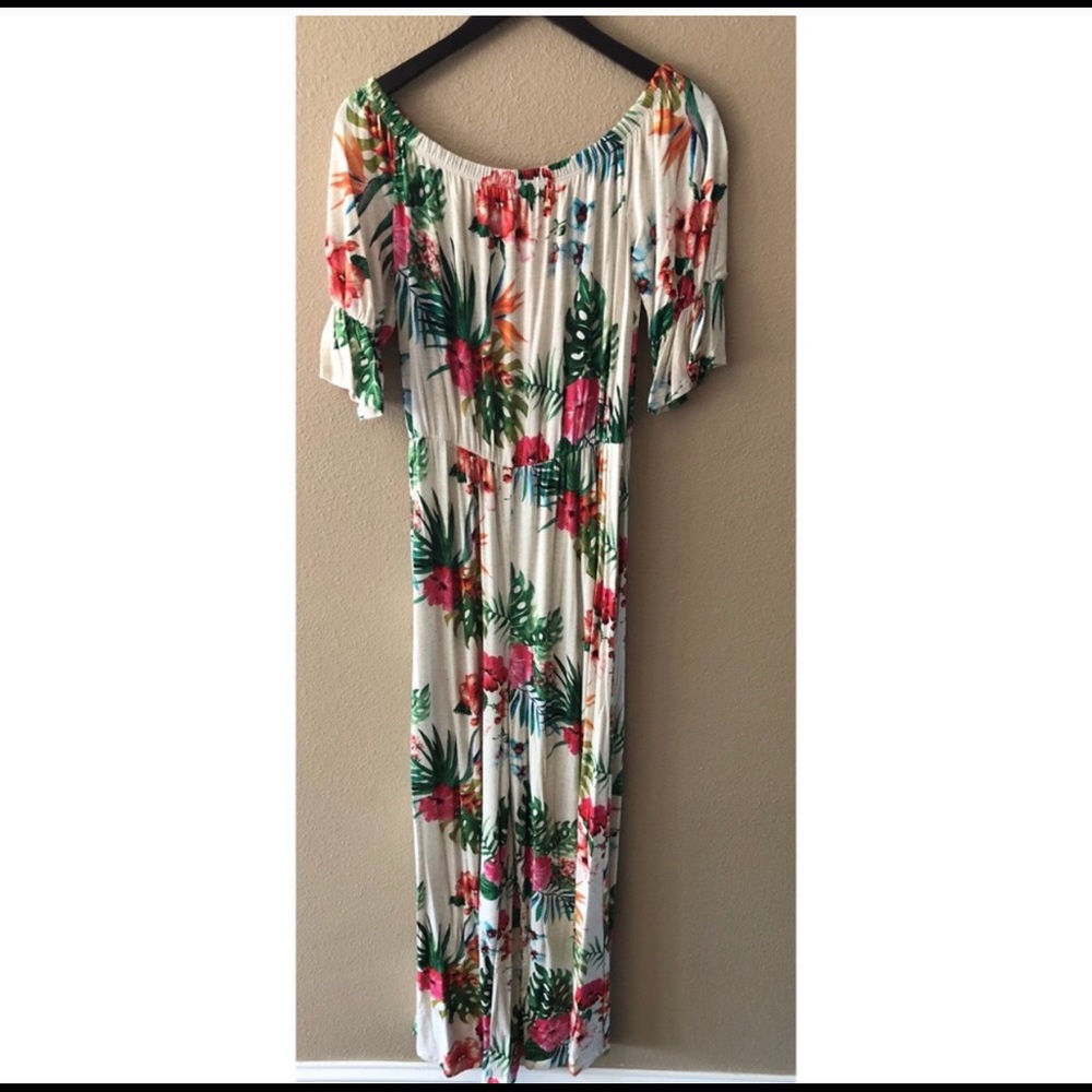 🆓BUY 2 GET 1 FREE off the shoulder jumpsuit - Picture 3 of 3